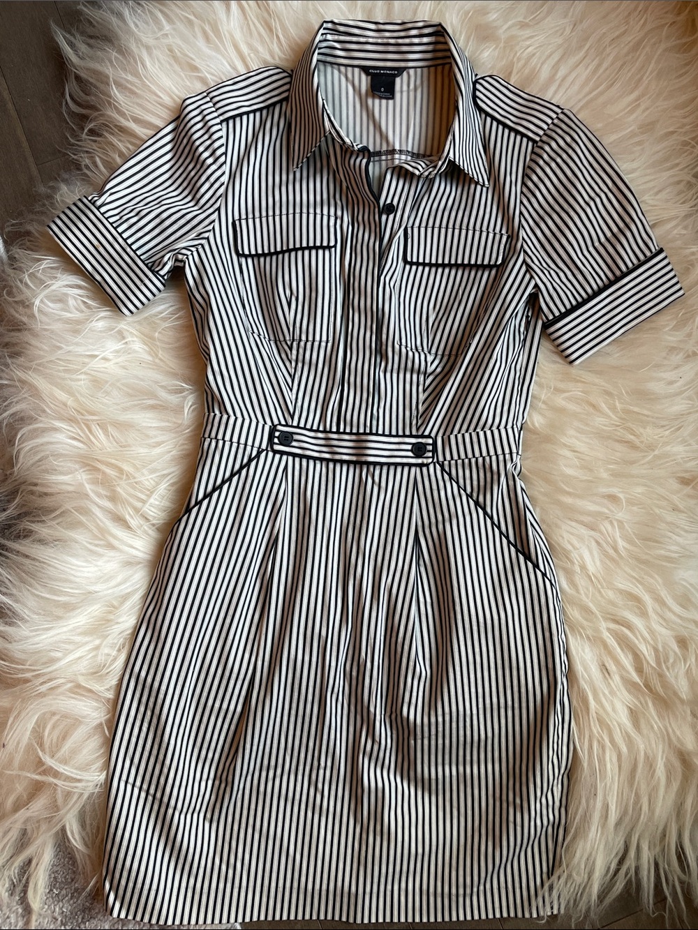 Vintage Y2K - Club Monaco Short-Sleeve Shirtdress